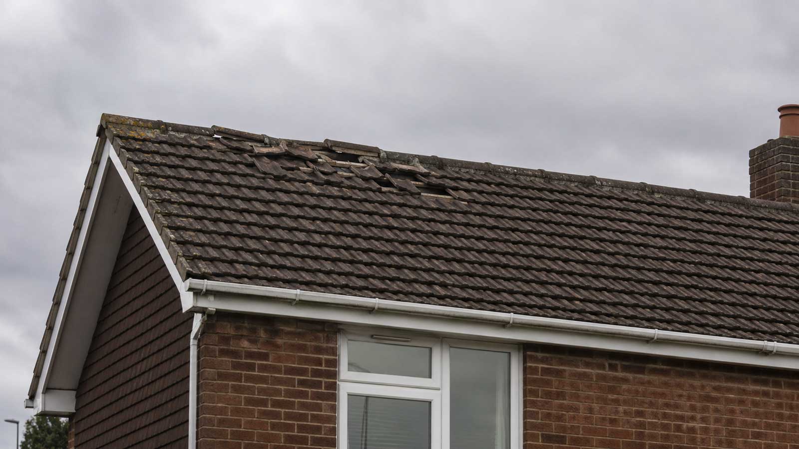 Roofing illustration for roof leaks in wind-driven rain in wigan